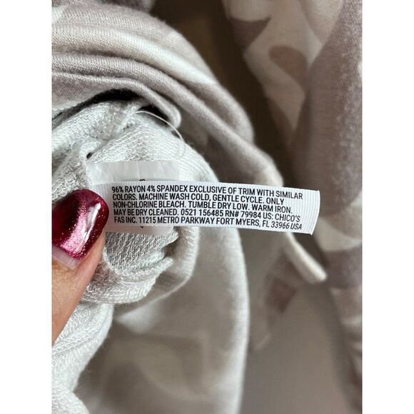 Soma WKND Weekend Sunday Lounge Zebra Print V-Neck Long Sleeve Top Size Large - Picture 7 of 9